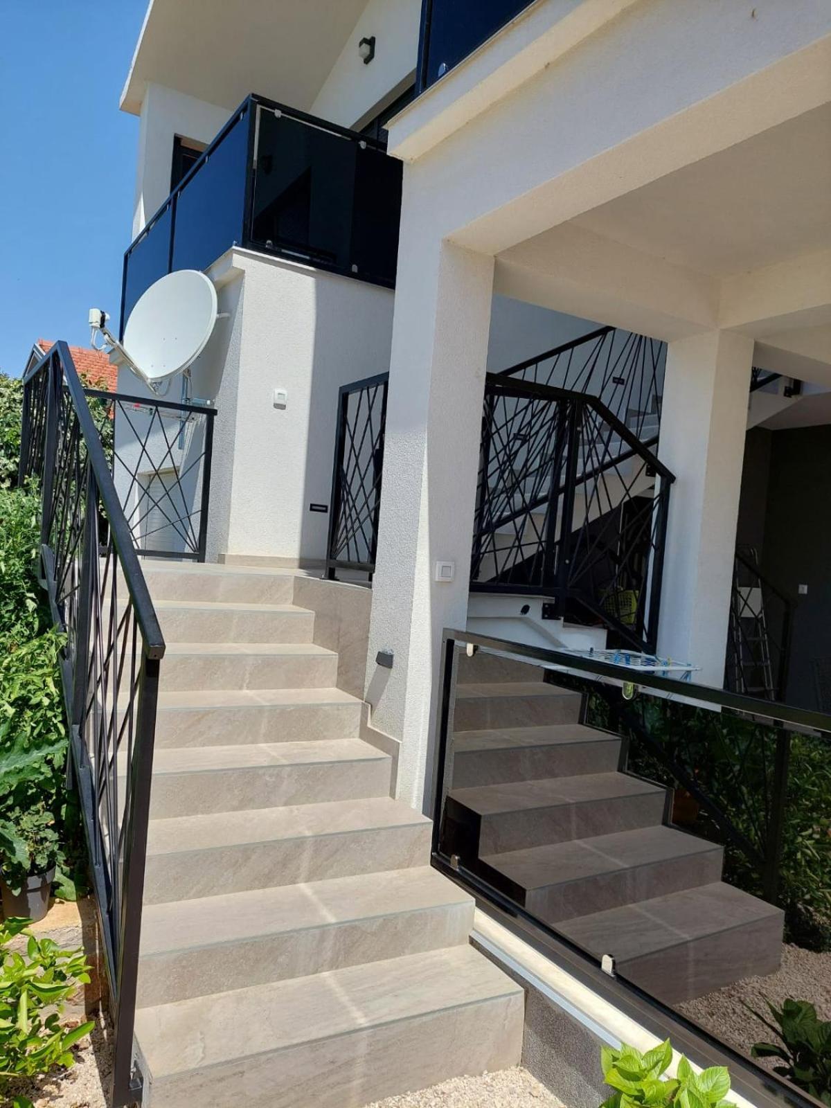 Apartmani Karla Paklenica Starigrad Paklenica Ngoại thất bức ảnh