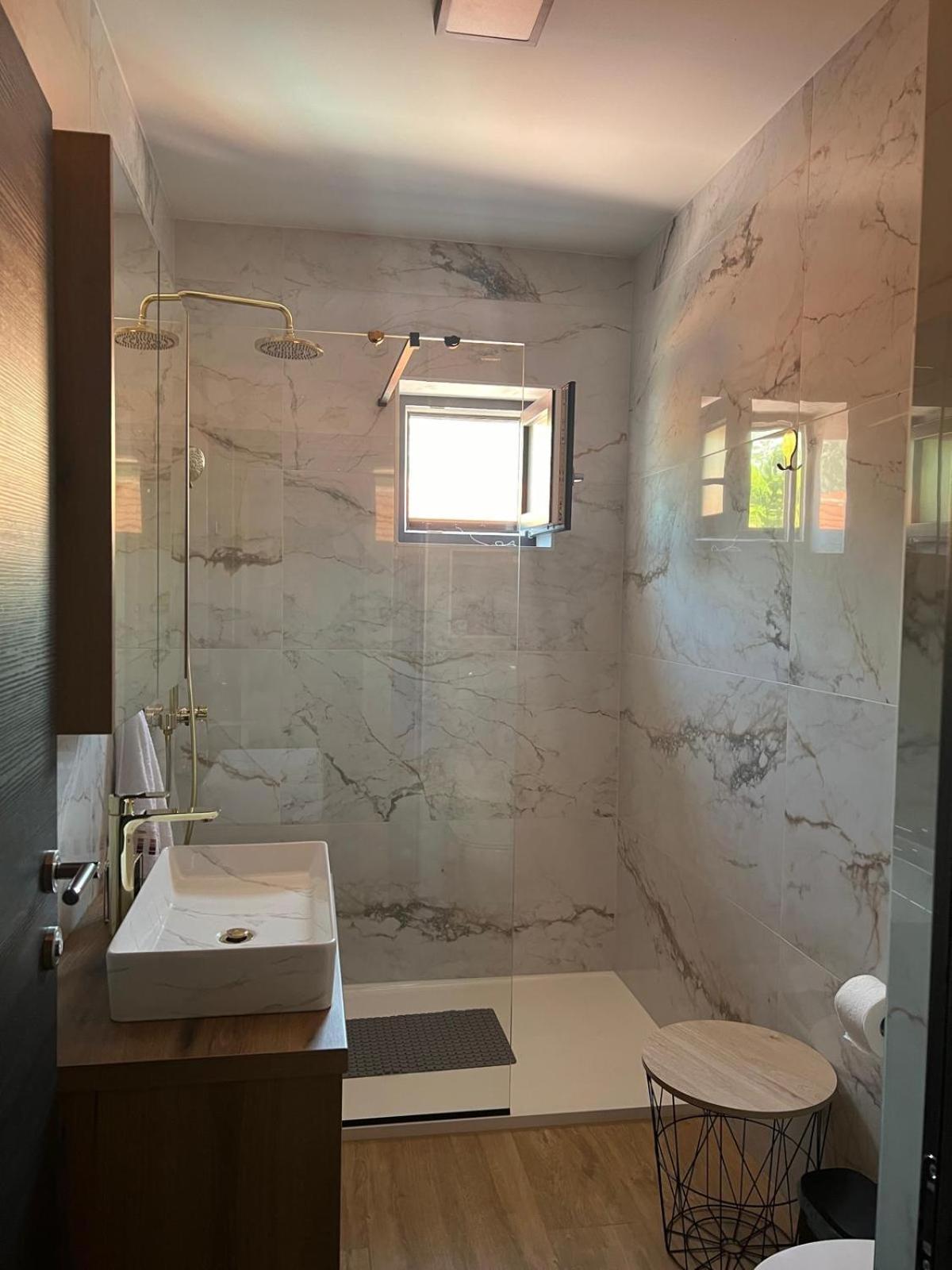 Apartmani Karla Paklenica Starigrad Paklenica Ngoại thất bức ảnh