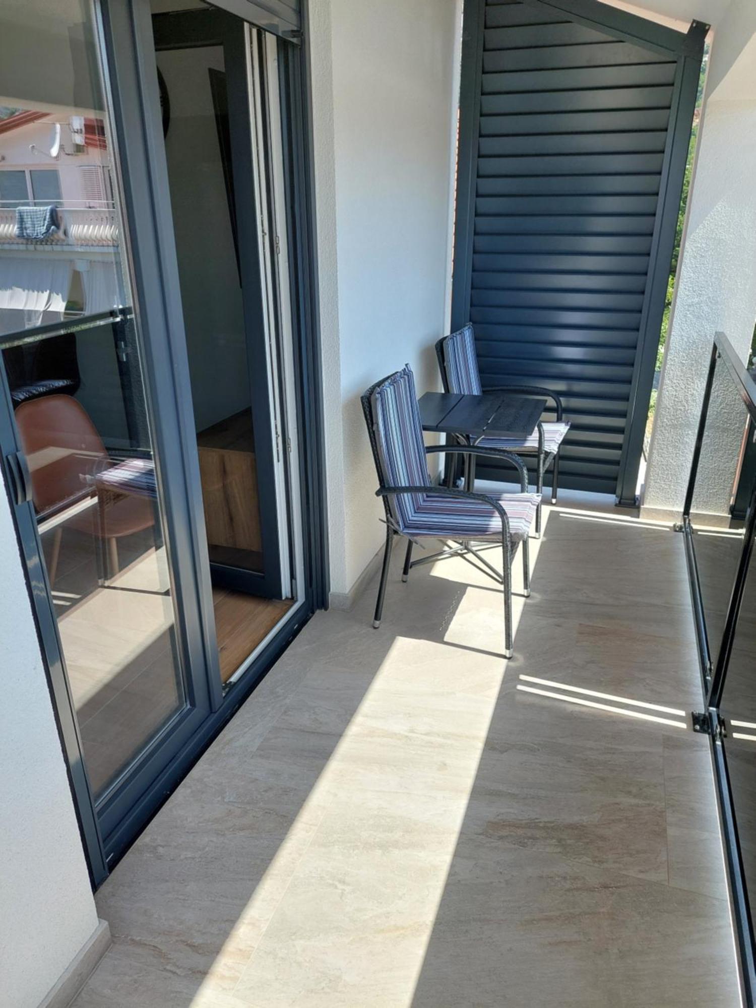 Apartmani Karla Paklenica Starigrad Paklenica Ngoại thất bức ảnh