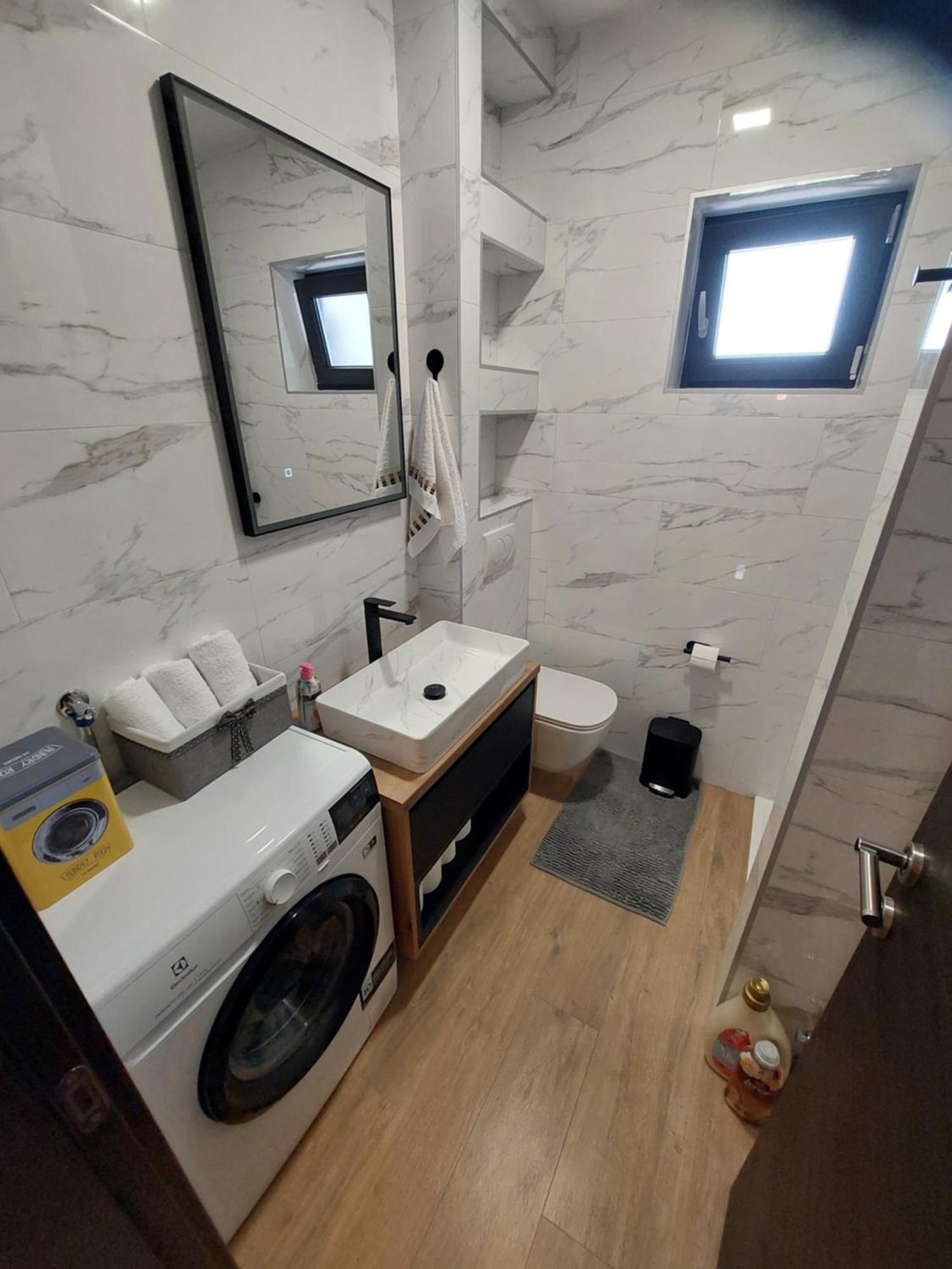 Apartmani Karla Paklenica Starigrad Paklenica Ngoại thất bức ảnh
