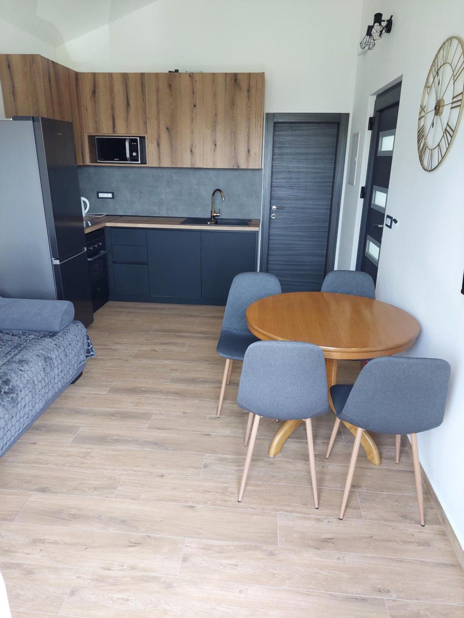 Apartmani Karla Paklenica Starigrad Paklenica Ngoại thất bức ảnh